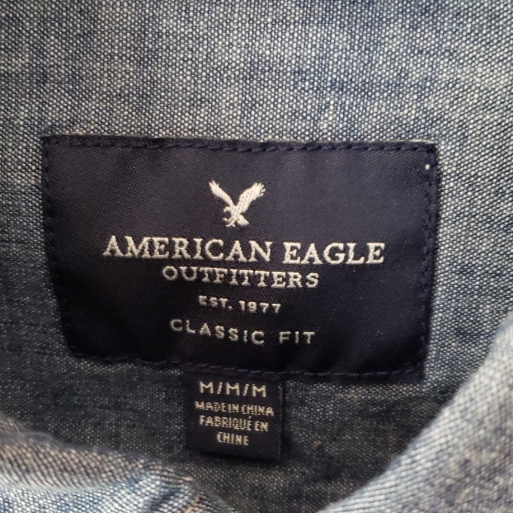 American Eagle long sleeve bottom up